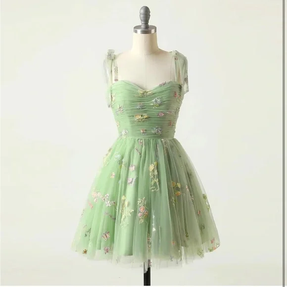 Women's Tie Strap Tulle Prom Dresses Sweetheart, Formal Party Homecoming Dresses - Picture 1 of 7